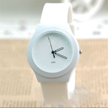 Best Selling Silicone Watch 2016 New Fashion Trendy Casual Watch Sports Watch Women Quartz Watch Luxury Brand Women Wristwatch