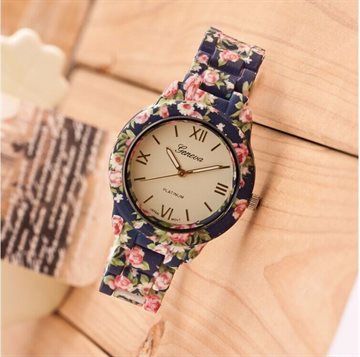 New Fashion Watch Luxury Flowers Printed Geneva Watch Women Casual Quartz Watch Elegant Popular Ladies Dress Wristwatch Relojes