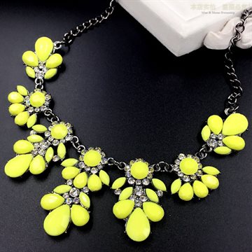 Moon Yellow Shourouk Flower Crystal Drop Shorts Chains Collar Choker Statement Necklaces Fashion Jewelry For Women Wholesale N36