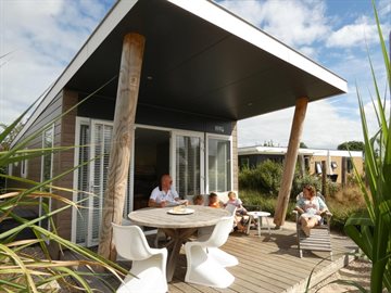 Zonneweelde Beach Loft met Wellness